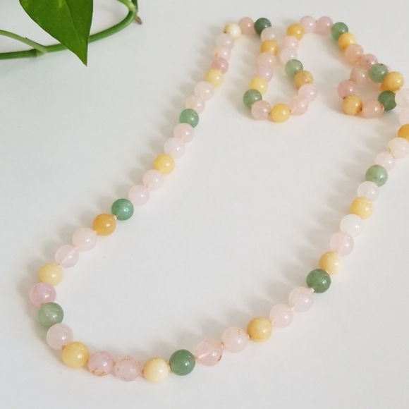 Pink necklace - Picture 3 of 3